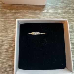 Diamond baguette cluster 14K gold ring (size 7)